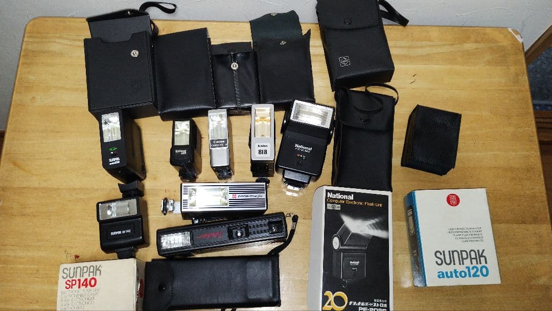 フィルムカメラ　フラッシュ　レンズ等まとめ売り