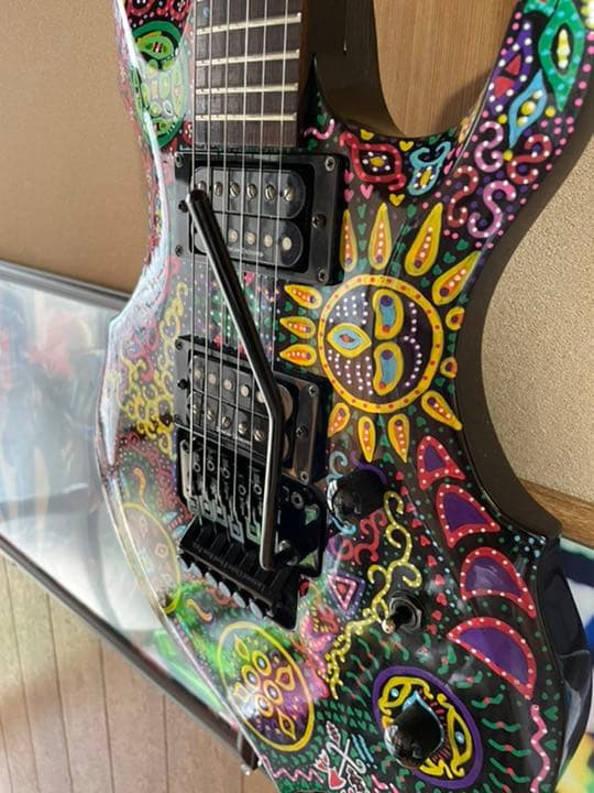 hide サイケ自作ギター