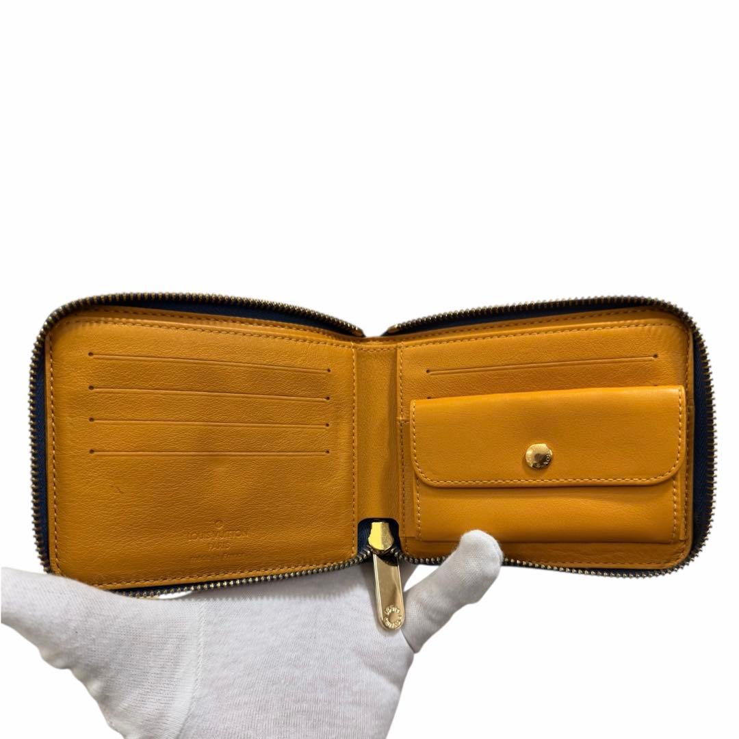 Louis Vuitton ミニジッピーパース　二つ折り財布