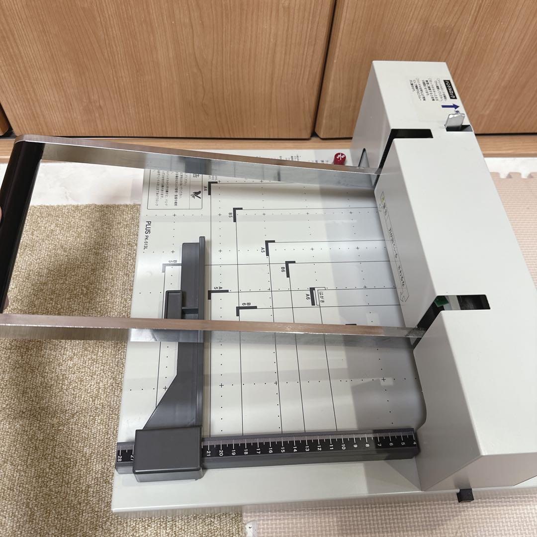 【概ね美品】プラス 業務用裁断機 PK-513L 裁断幅A4タテ ホワイト