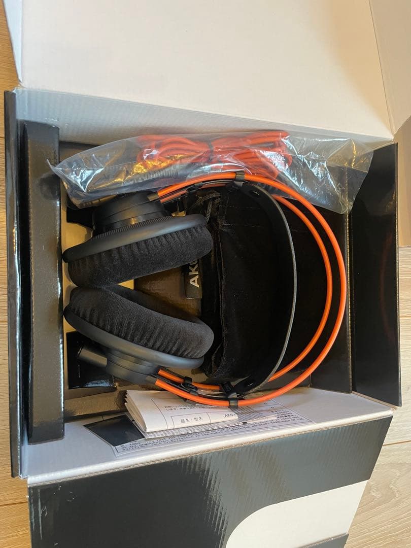 y*4様 【美品】AKG K712 PRO 開放型ヘッドフォン