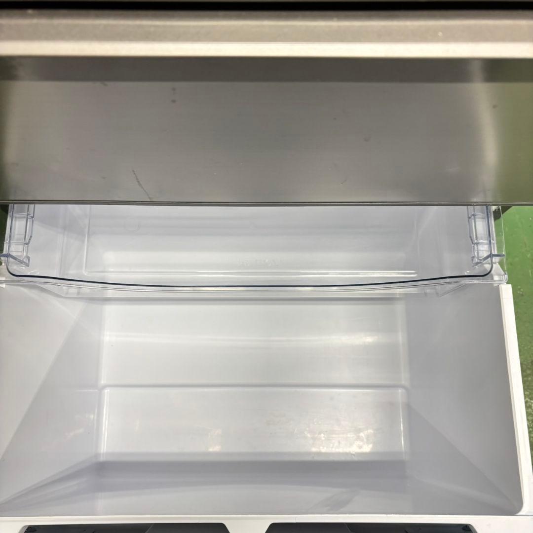 521 AQUA 大型冷蔵庫 300L強 小型　家庭用 左開き 自動製氷