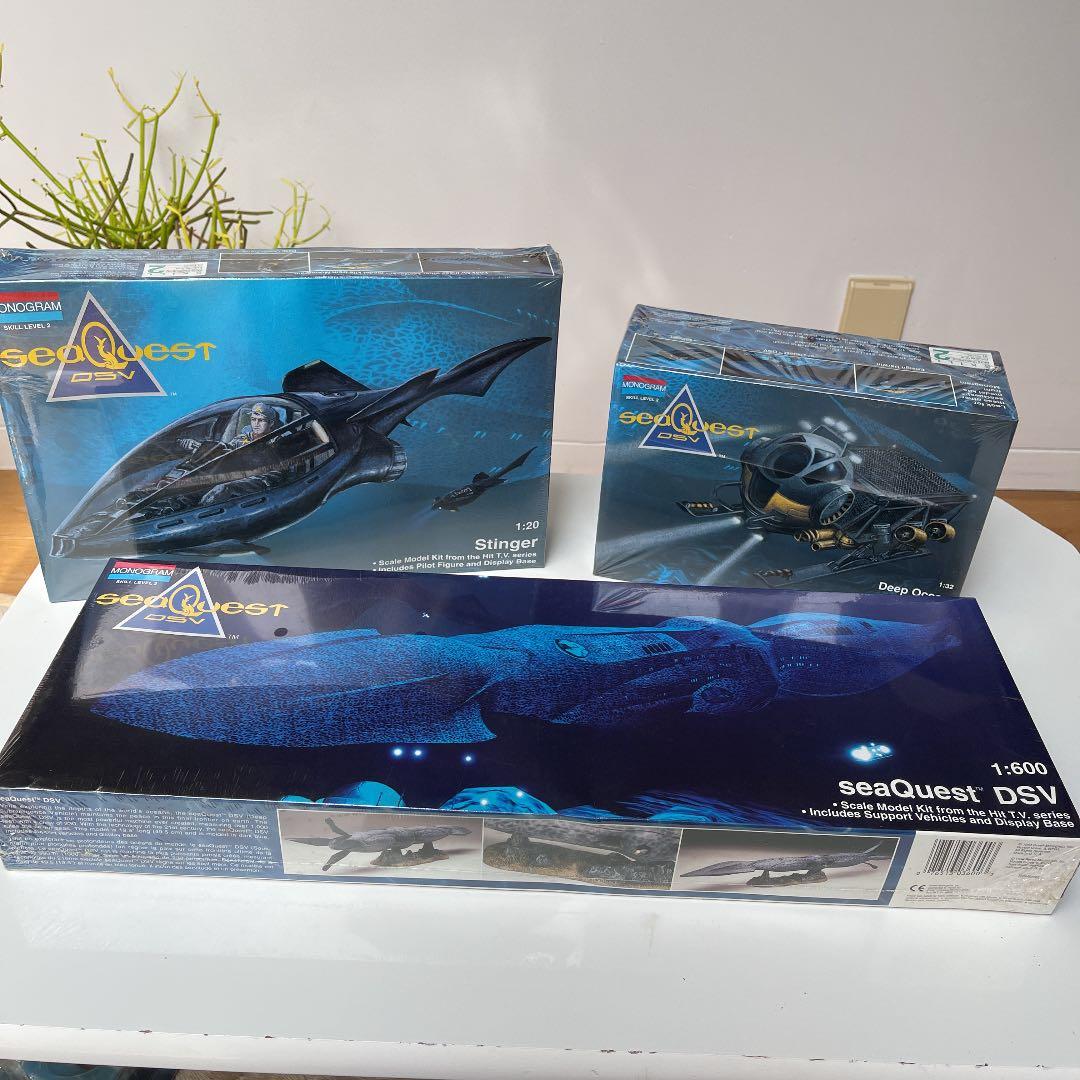 シークエスト　プラモデル　3個セット