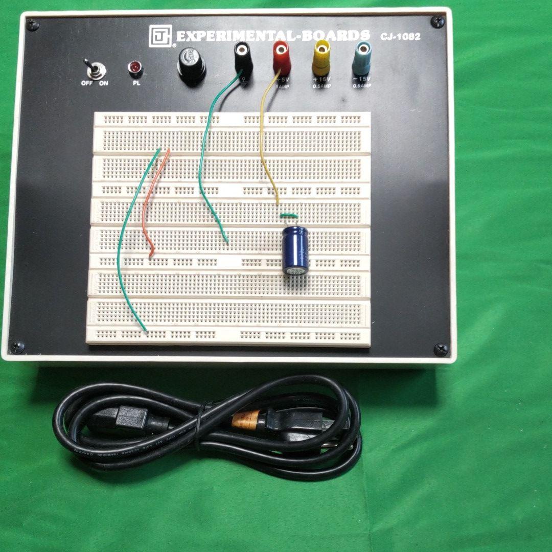 ±15V 5V 電源付ブレッドボード