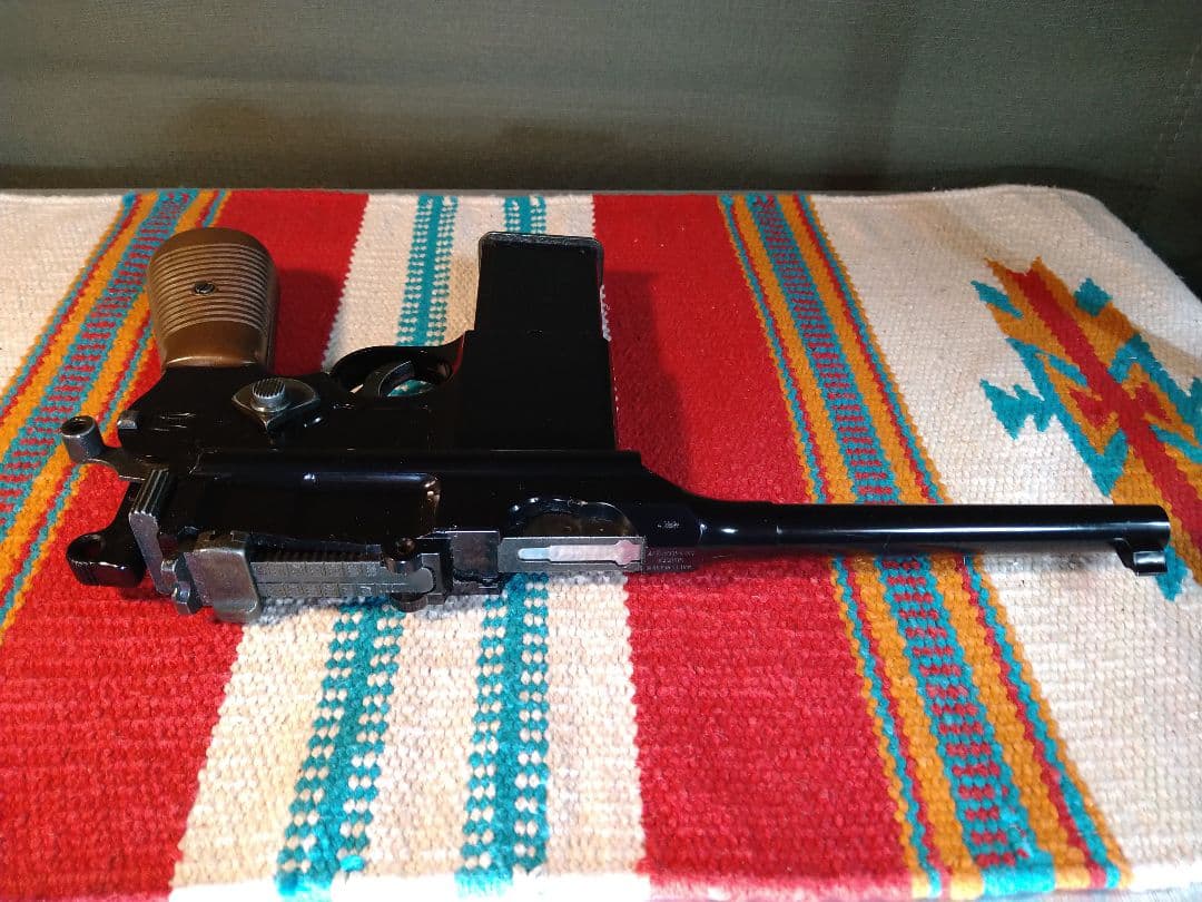 外観は極美品！フジミ模型製モーゼルM712　ガスガン！ガス漏れのため要整備品！