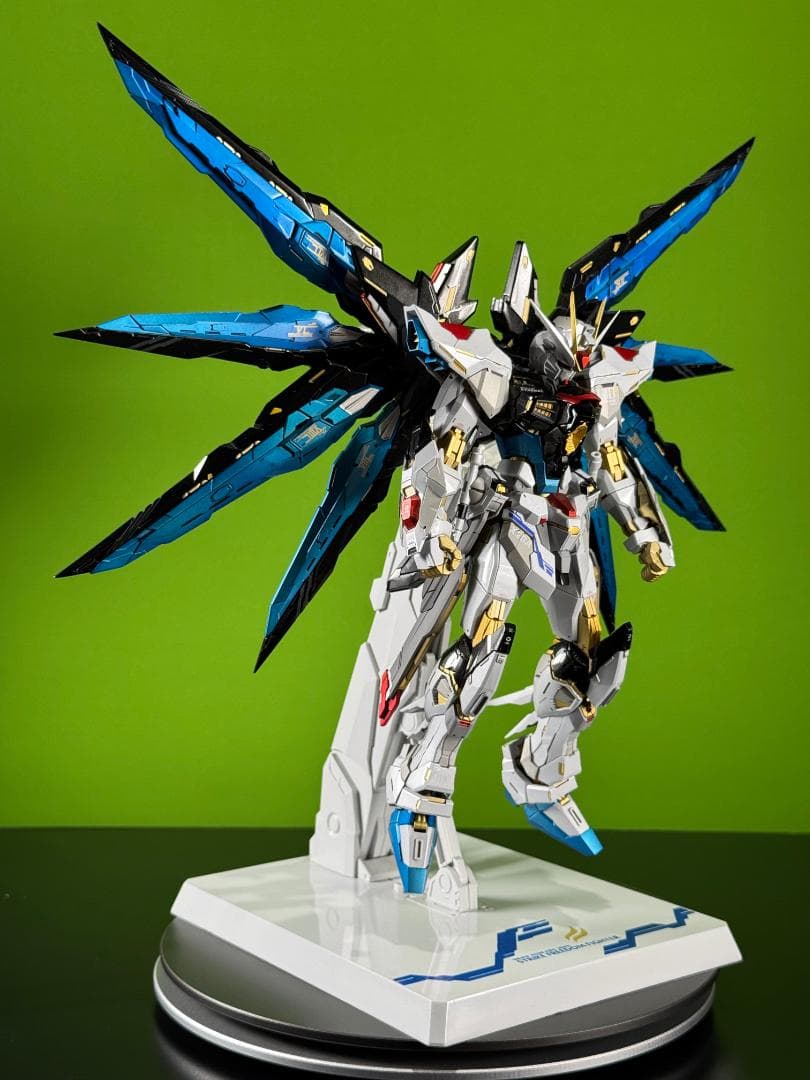 全塗装完成品 ✨ ストライクフリーダムガンダム / mgex 海外製品
