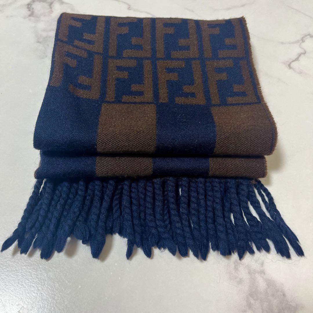 【まこ】FENDI リバーシブル ズッカ柄 ウールマフラー