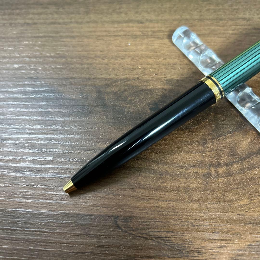 Pelikan ボールペン スーベレン　グリーンストライブ　K600