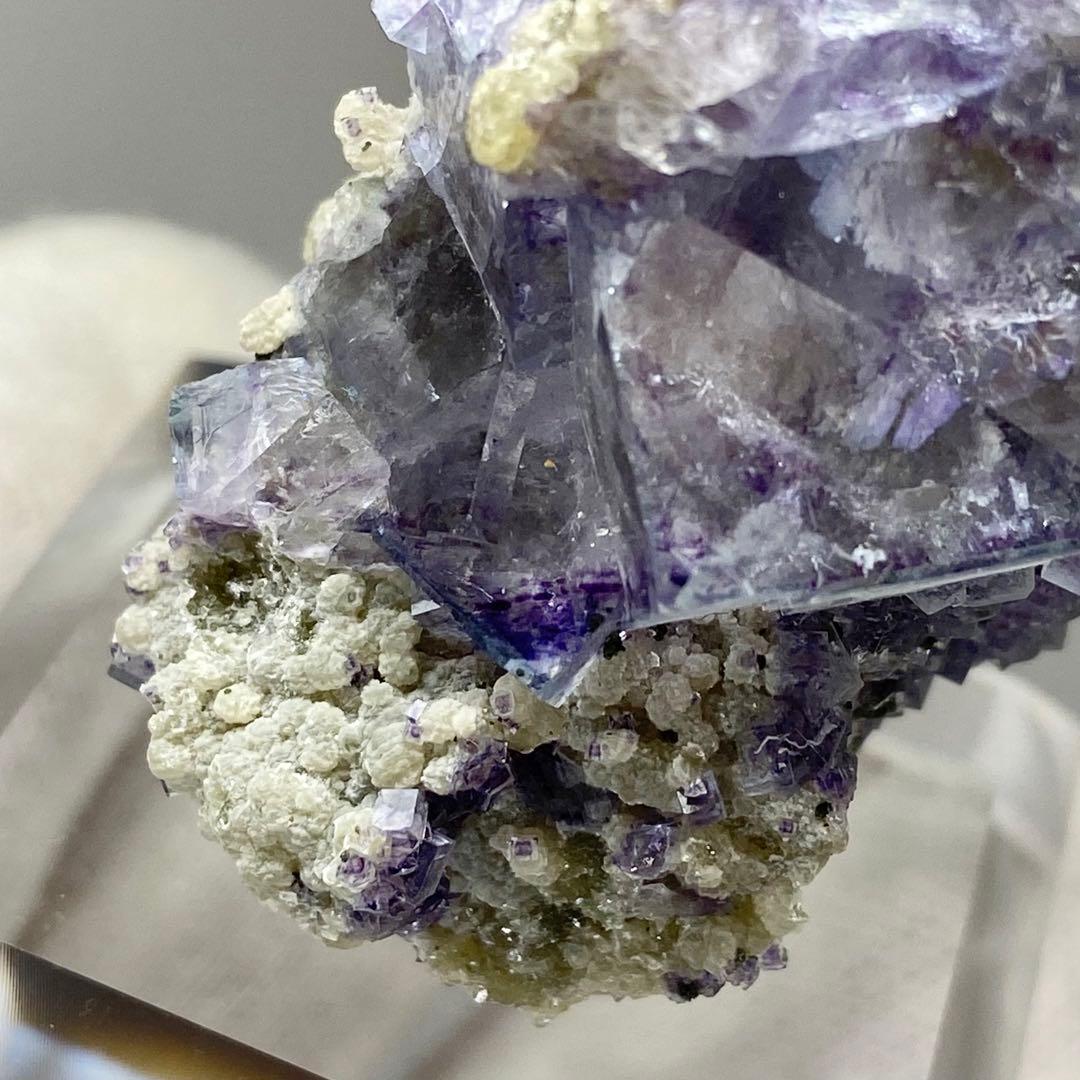 ヤオガンシャン　フローライト　クォーツ　マイカ　鉱物標本　原石　天然石　ストーン