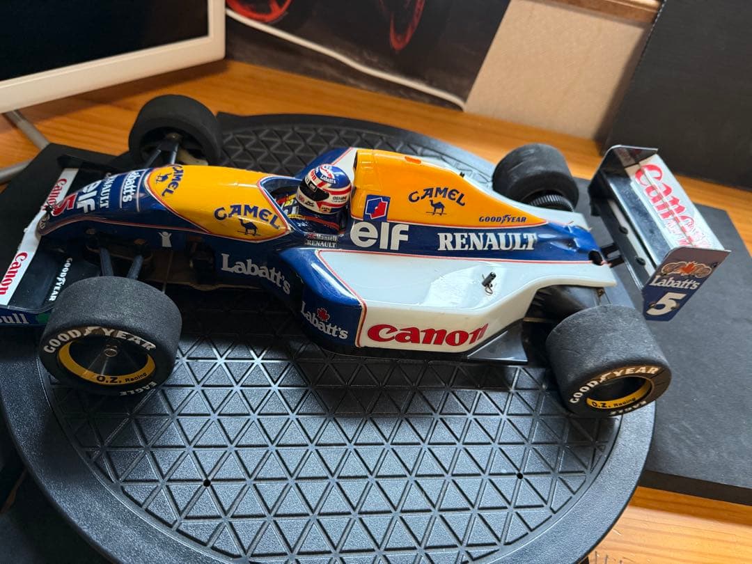 Williams FW14B 1/18 スケールモデル