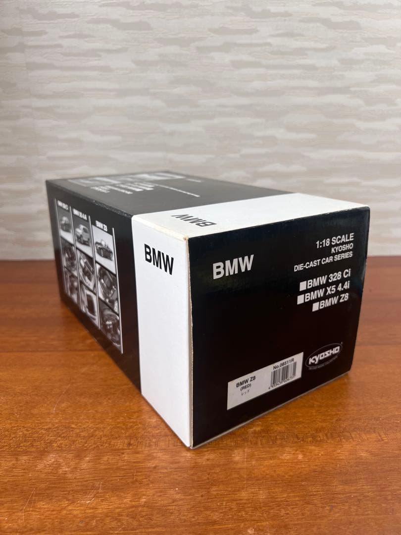 No520 ミニカー1/18 KYOSHO BMW Z8 Roadstar