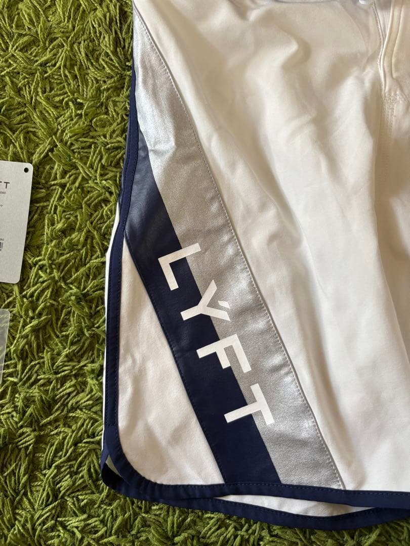 LYFT ステージショーツ　サイズS