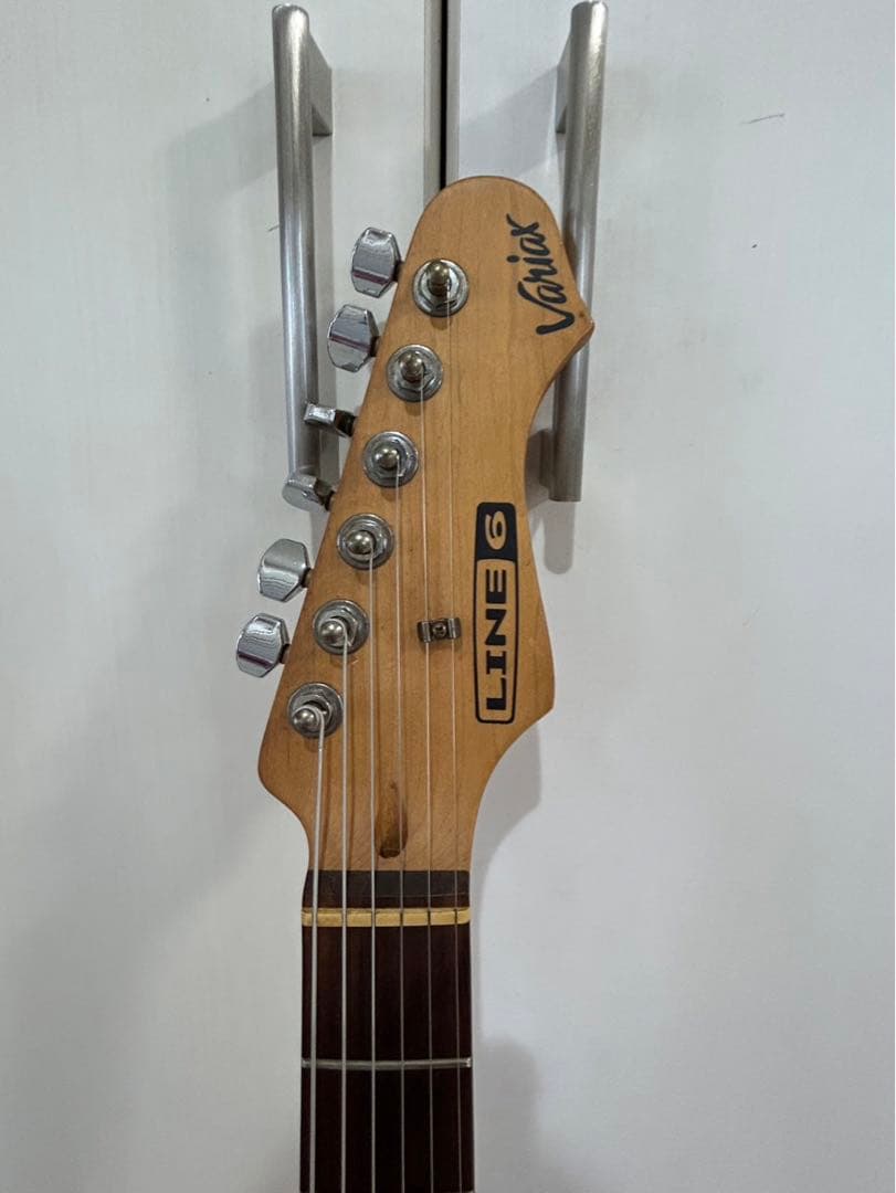 【売り切りSALE】LINE 6 Variax ブラック ギター