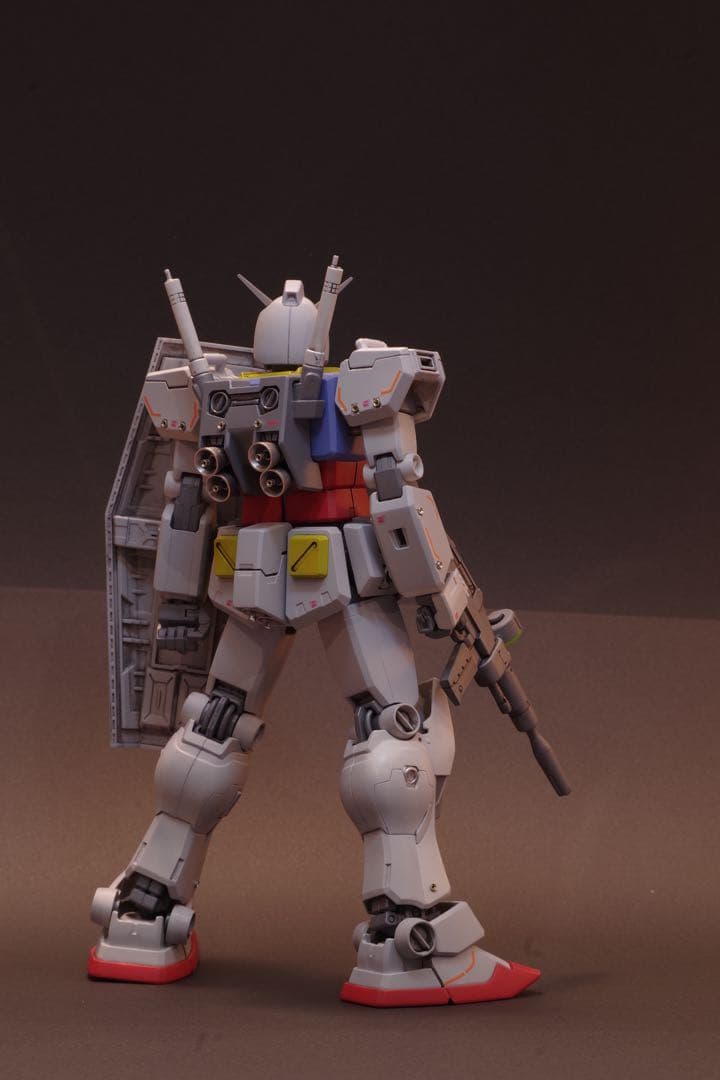 MG 1/100 RX-78-2 ガンダム ver.Ka【ガンプラ完成品】