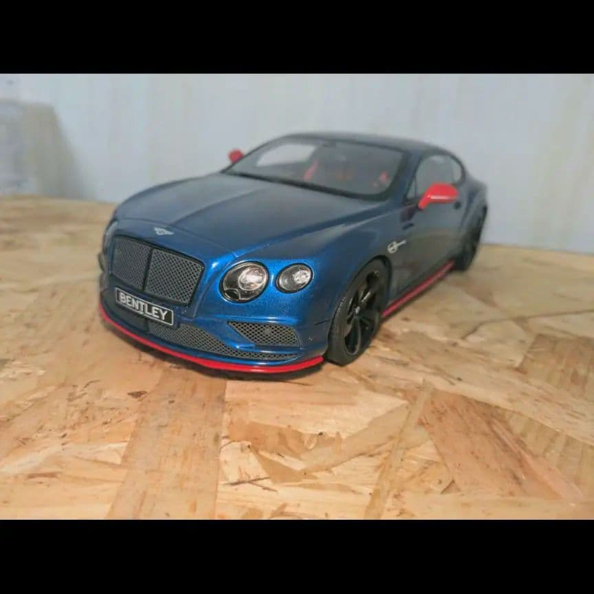 ベントレー ブラックエディション　コンチネンタル　GT 1/18