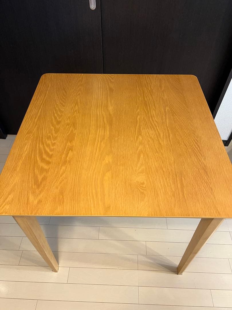 ニトリ　ナチュラルウッド正方形ダイニングテーブル