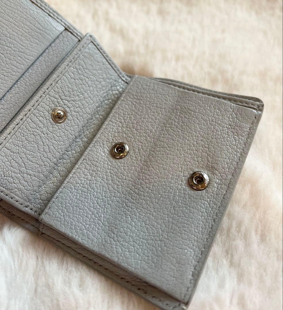 miumiu 財布　ウォレット　マドラスレザー　パール　ライトブルー　二つ折り