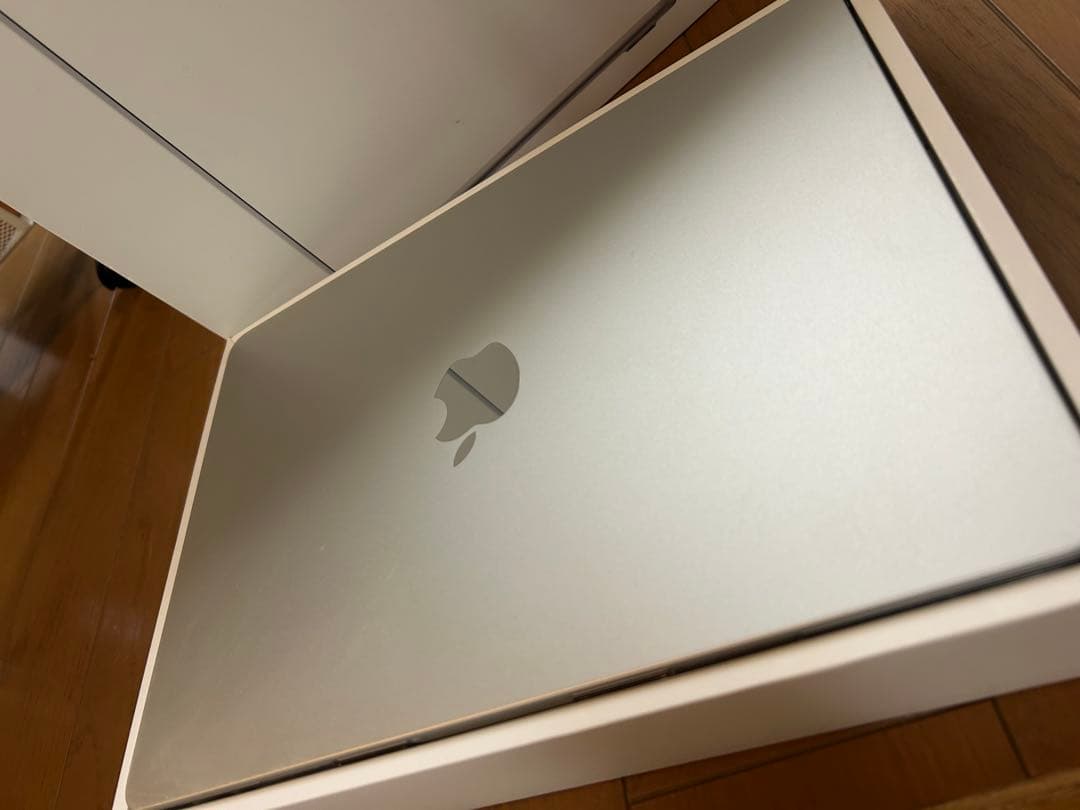 Apple MacBook シルバー 本体