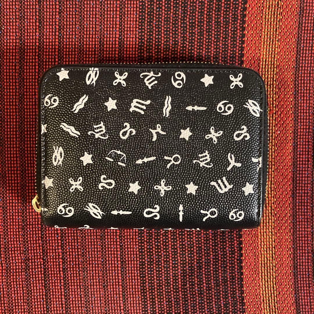 サンローラン 折り財布 ラウンドファスナー カサンドラ ロゴ 総柄