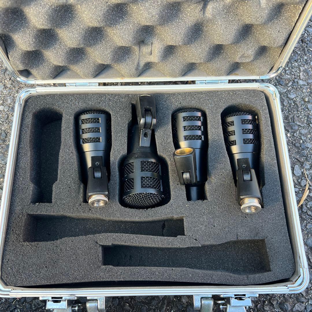 AUDIX f10 f12 マイク 4本セット　ジェラルミンケース付き