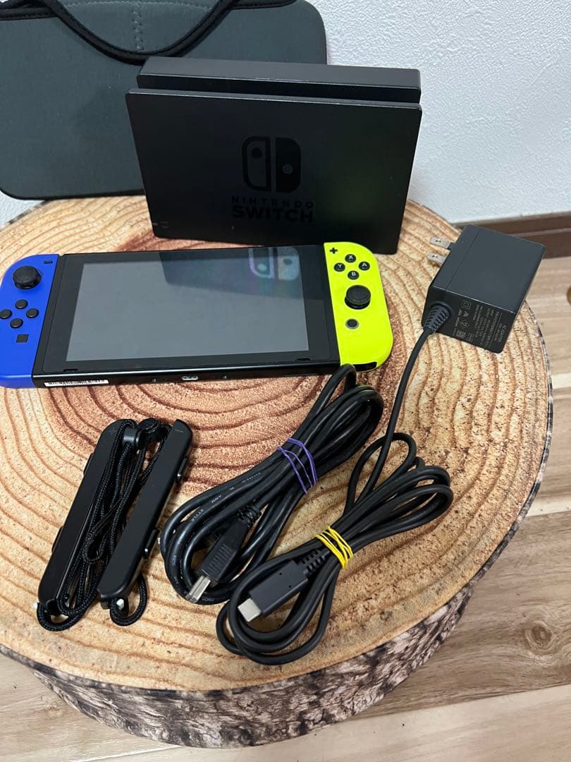 Nintendo Switch ニンテンドースイッチ本体　BLU/YEL箱無し