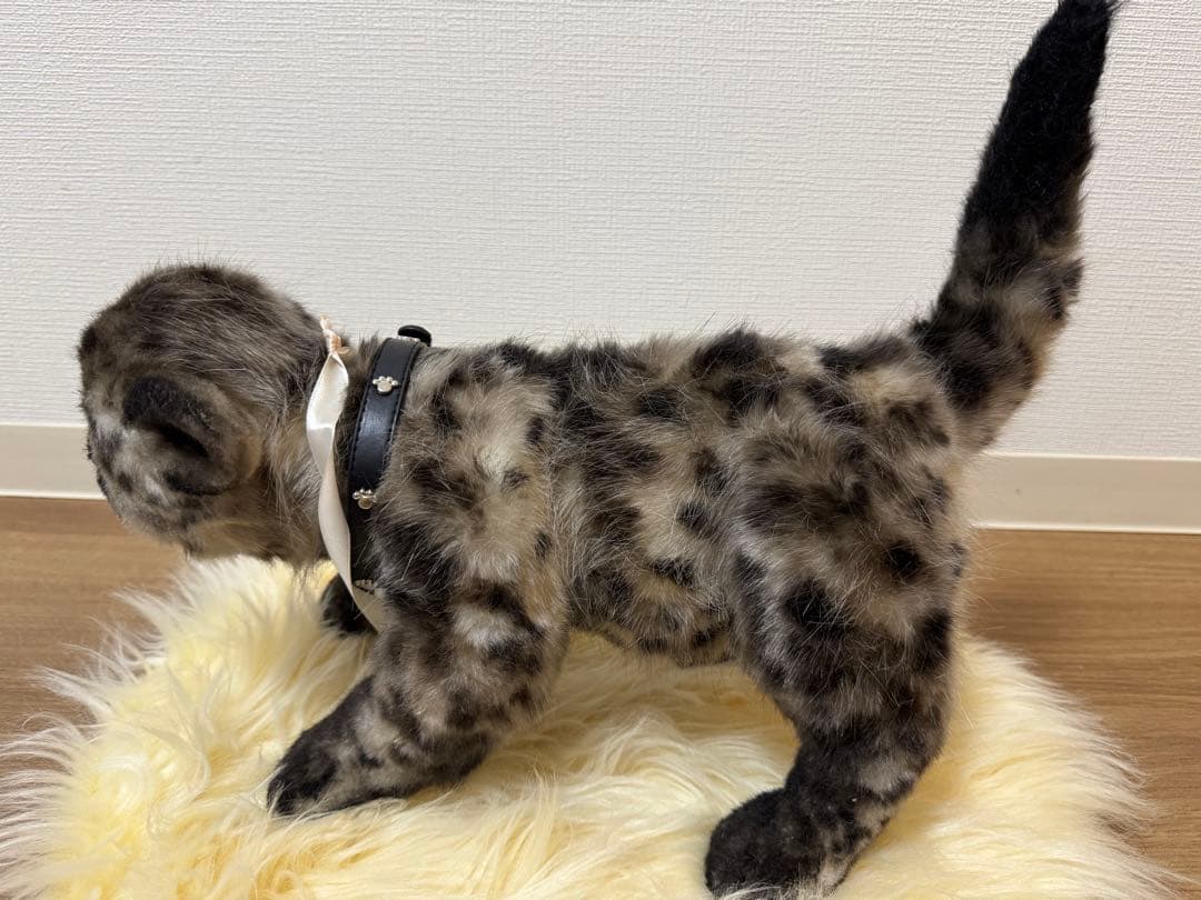 海外作家様作　アートドール　黒ヒョウの赤ちゃん