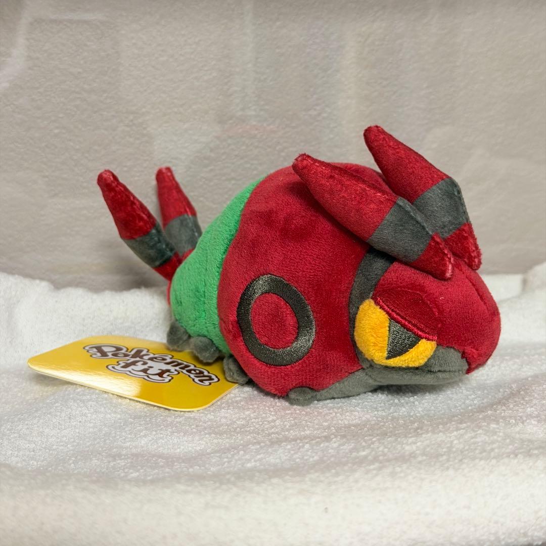 Pokémon fit ぬいぐるみ　タグ付き新品　カラスバ　ポケモンセンター