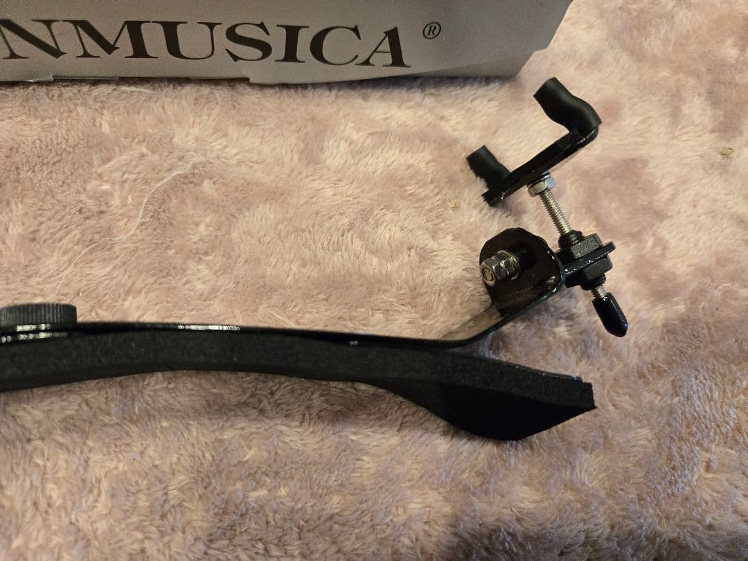 ボンムジカ バイオリン 肩当て 4/4 使用回数少なめ 美品