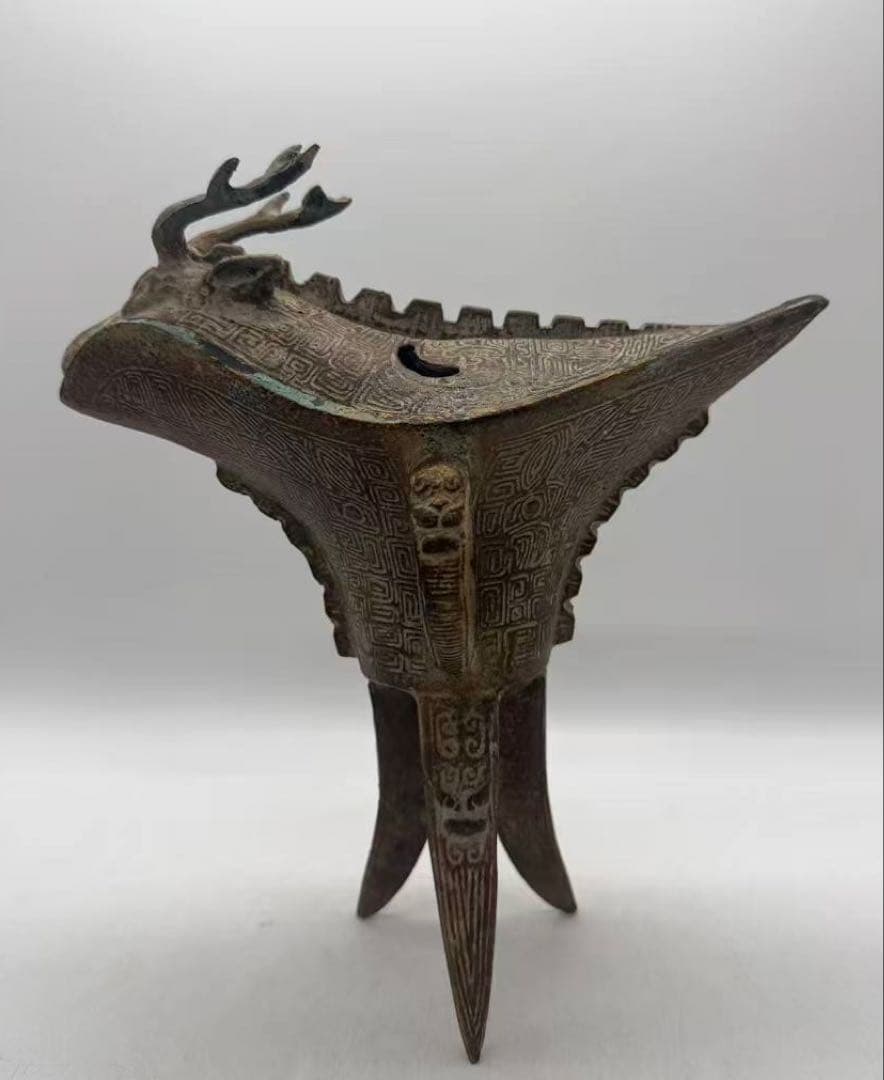 蓋付爵杯　嵌入紋　鉄製　送料込み251026