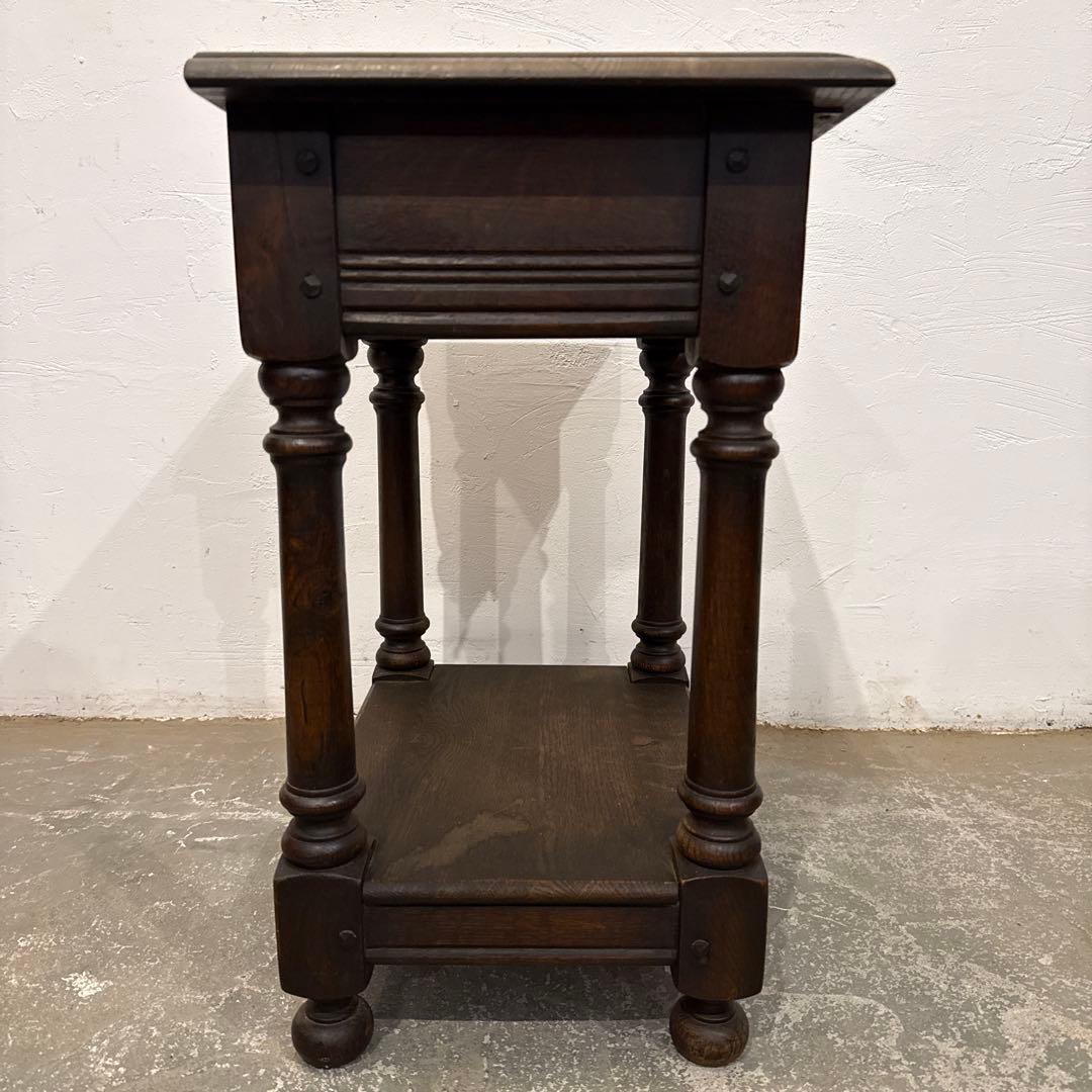 ビンテージ　木製サイドテーブル　ベッドサイドテーブル