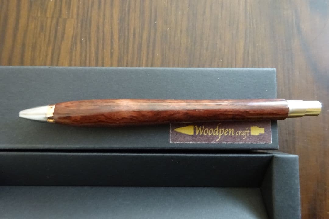 ウッドペンクラフト　P01 ボールペン　インドローズウッドオーロラ杢