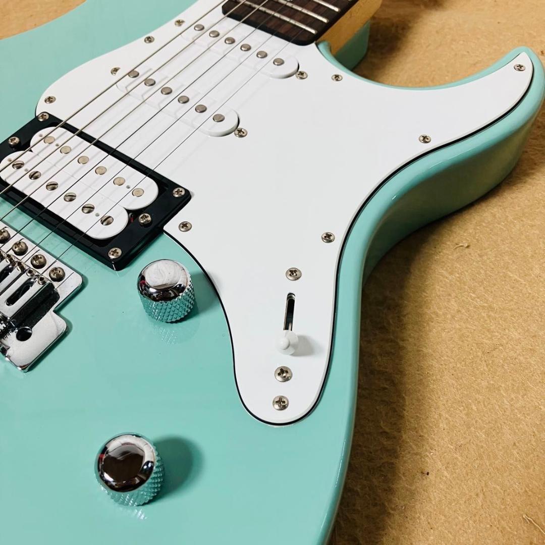 美品 YAMAHA PAC112V エレキギター ソニックブルー ソフトケース