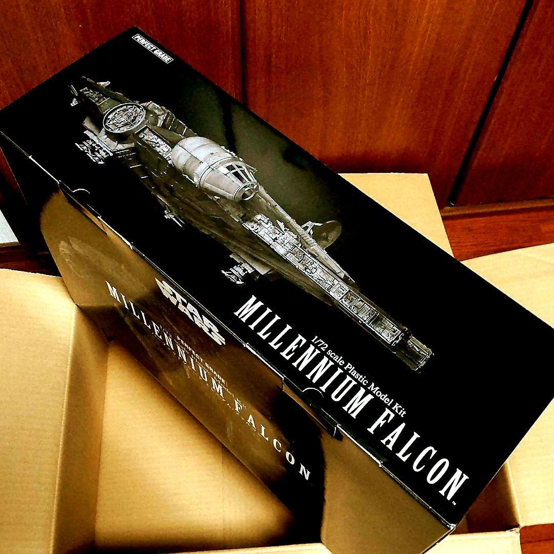 未開封★STAR WARS★1/72PGミレニアムファルコン初回