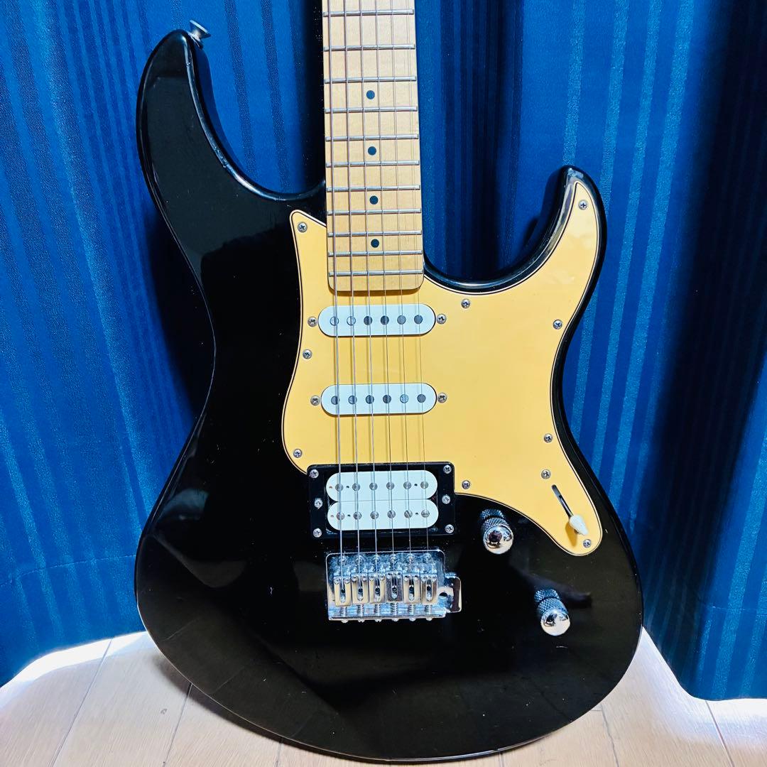 PACIFICA ヤマハ パシフィカ エレキギター 黒　ブラック　ソフトケース付