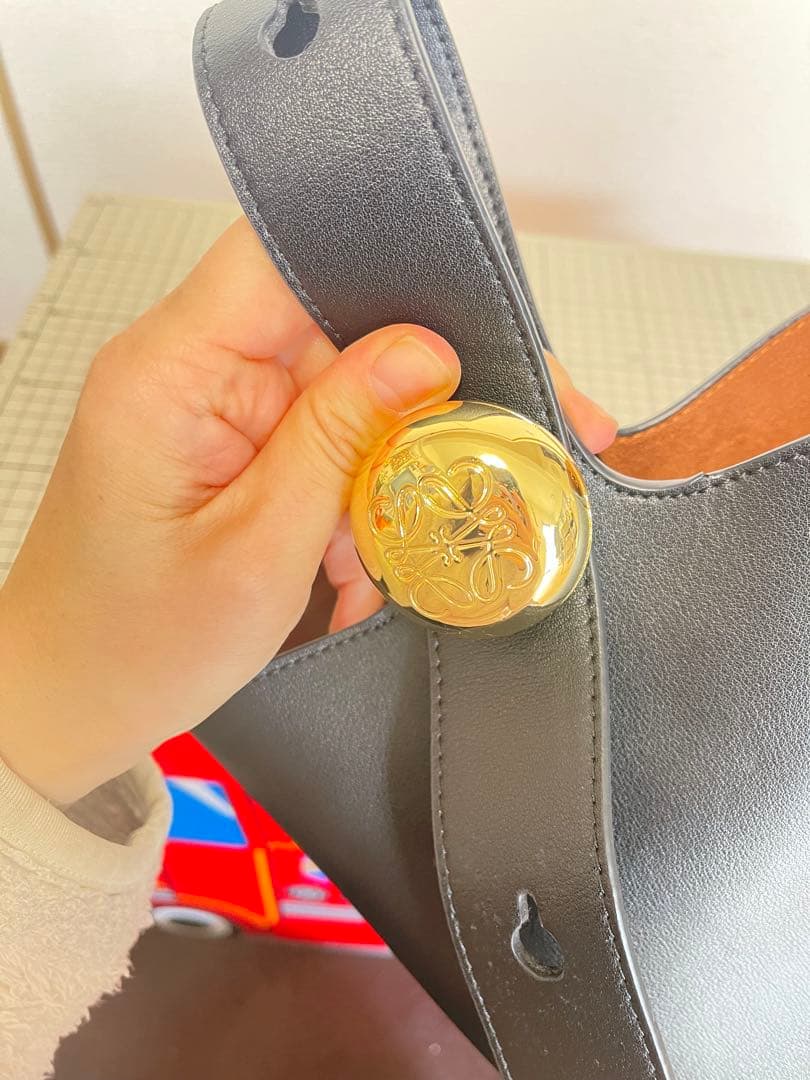 レザー バケツ型 ショルダーバッグ 黒 バケツバッグ ペブル ハンドバッグ