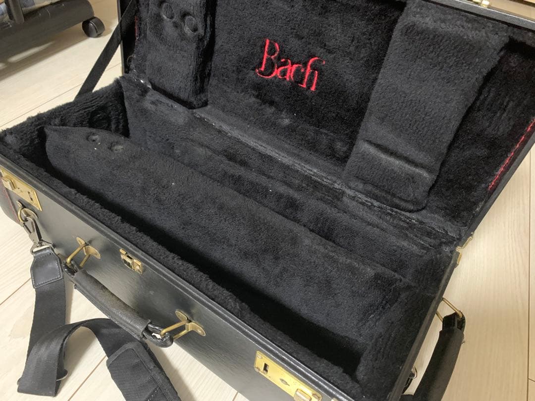 Bach トランペットケース　2本収納可