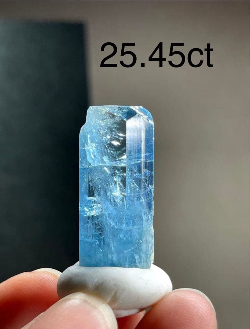 【高品質】高透明度・海色ブルー天然アクアマリンロット 306.9ctベトナム産