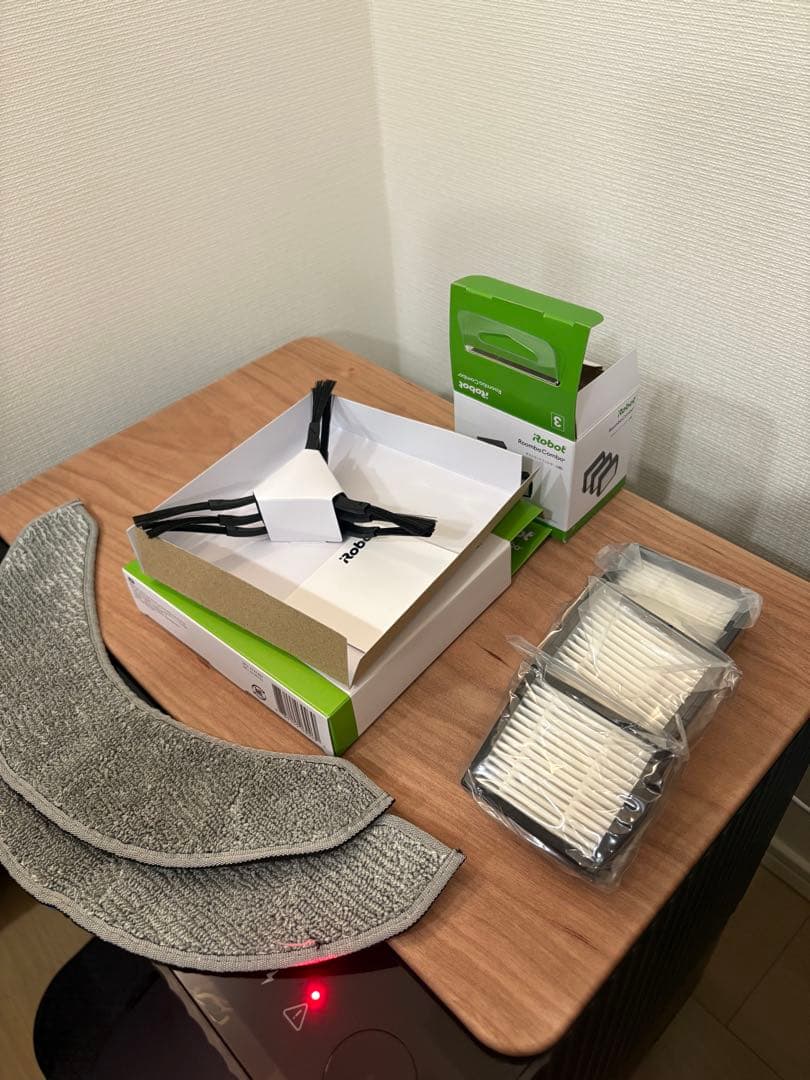ルンバ コンボ j9+ クリーンベースのみ&アクセサリーおまけ