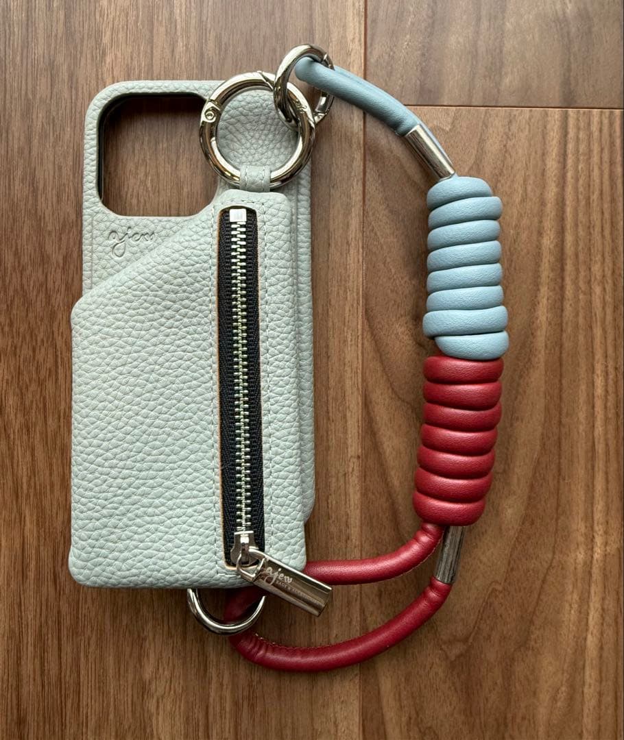 iPhone16Pro用　エジュー　iPhoneケース&ストラップ　美品