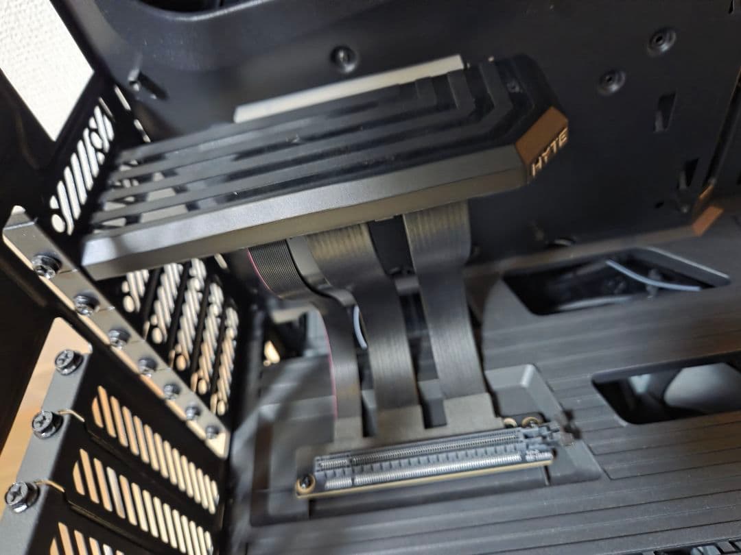 HYTE Y40　自作pc pcケース