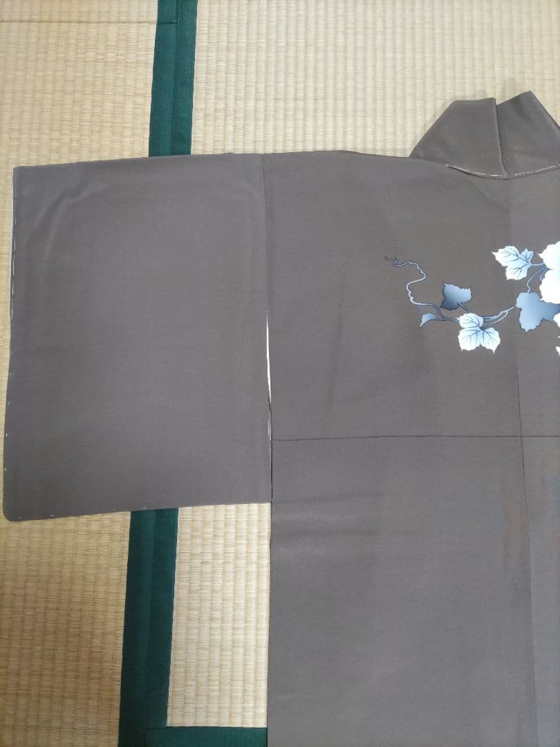 イルセ　茶系　新品未使用品　銀花仙　正絹訪問着長襦袢セット