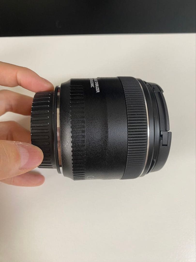 Canon EF 35mm f/2 IS USM レンズ
