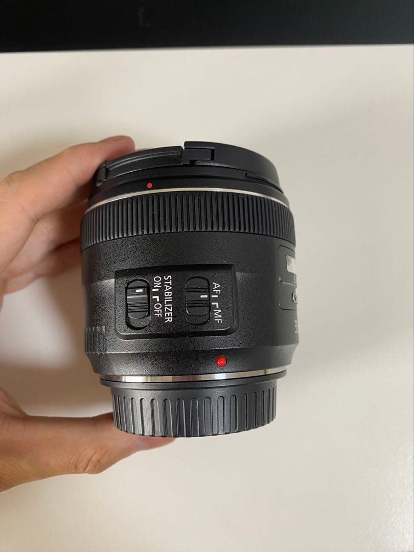 Canon EF 35mm f/2 IS USM レンズ