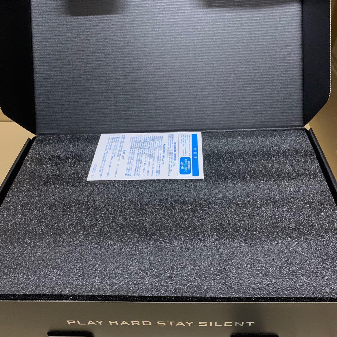 めい　新品　MSI RTX 5070 12G Gaming Trio OC