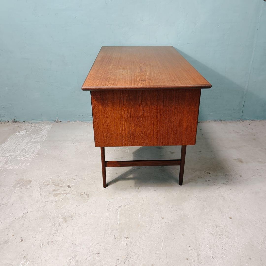 【eveve】デンマーク　チーク材　両袖デスク　北欧家具　北欧ビンテージ