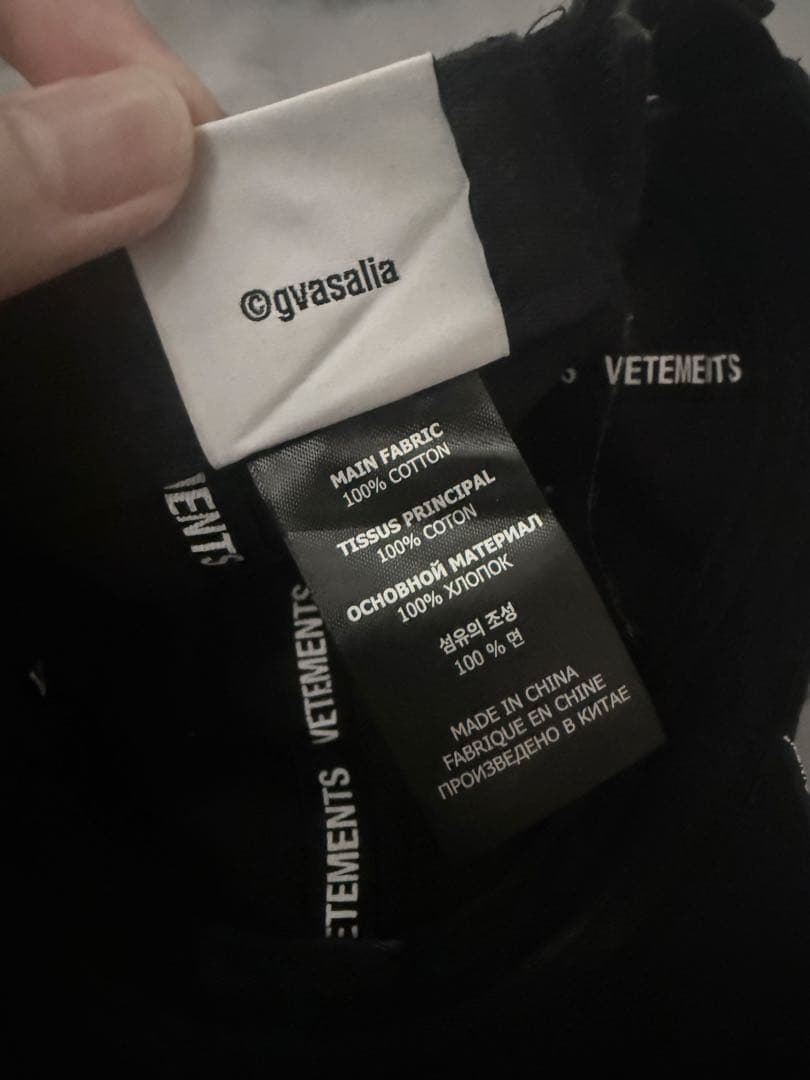 VETEMENTS ブラック キャップ ユニセックス