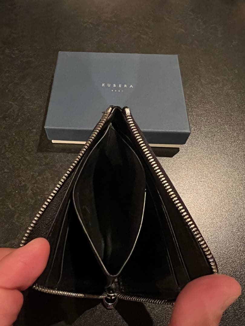 KUBERA L字ファスナー　スマートウォレット　コードバン
