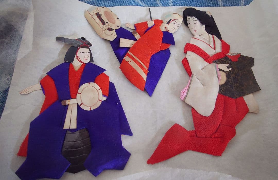 「押し絵雛の掛軸」内裏雛と三人官女と五人囃子