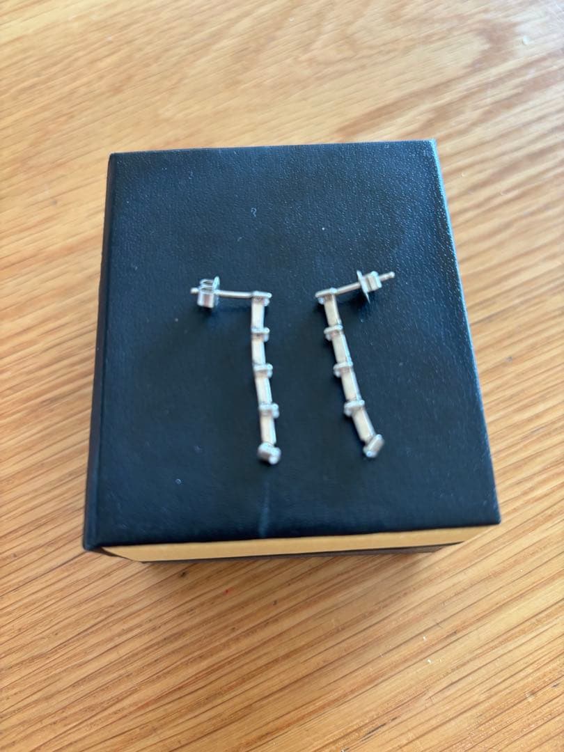 スタージュエリー　ピアス　シルバー