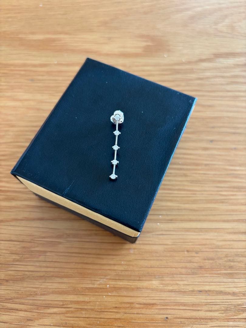 スタージュエリー　ピアス　シルバー